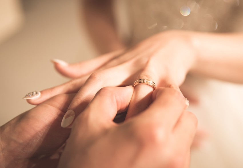 Mơ thấy mình cưới người lạ nhưng đám cưới bị hủy bỏ giữa chừng